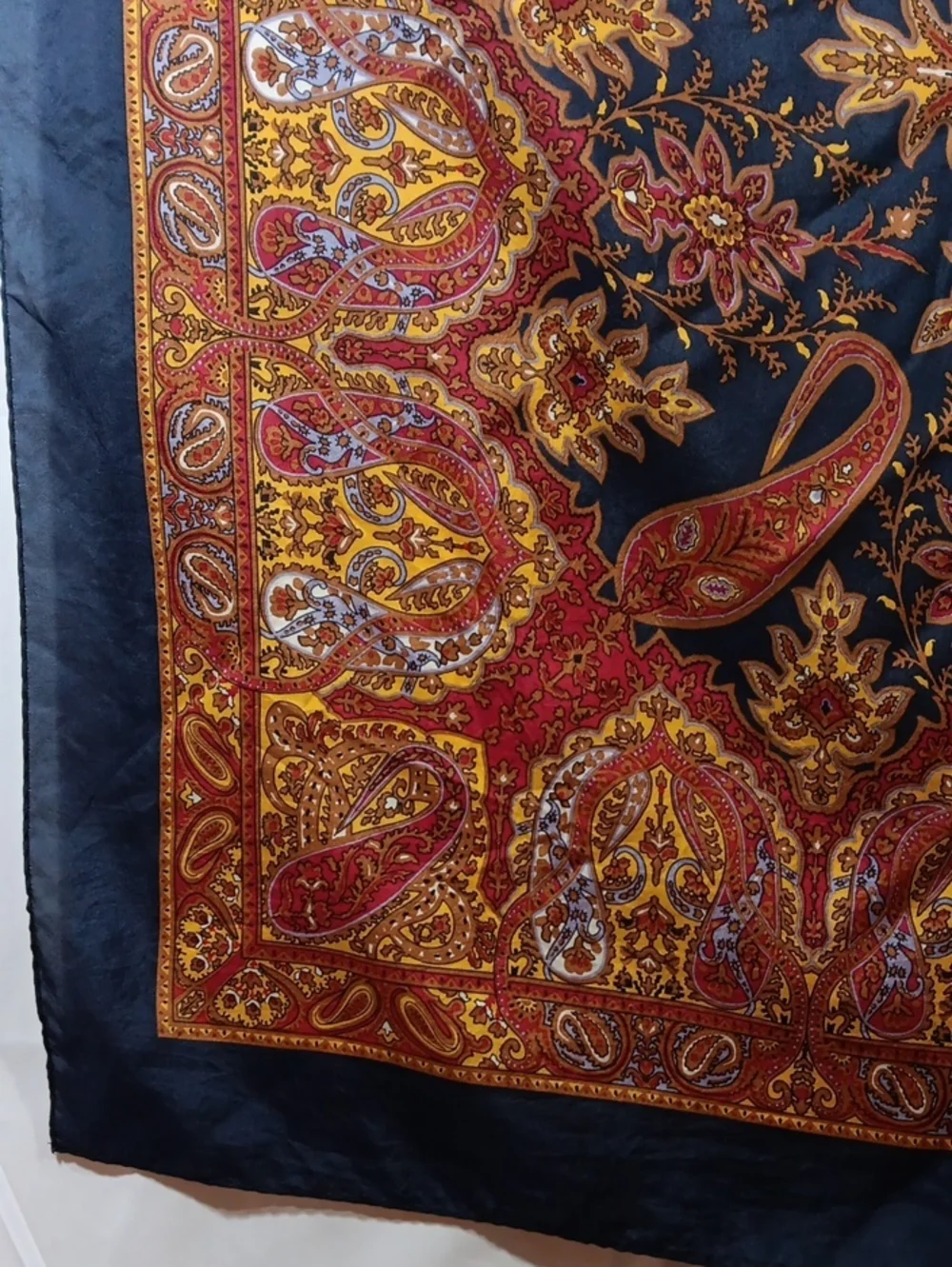 Vintage Casual Corner Womens Silk Scarf Navy Blue Paisley Korea Classic